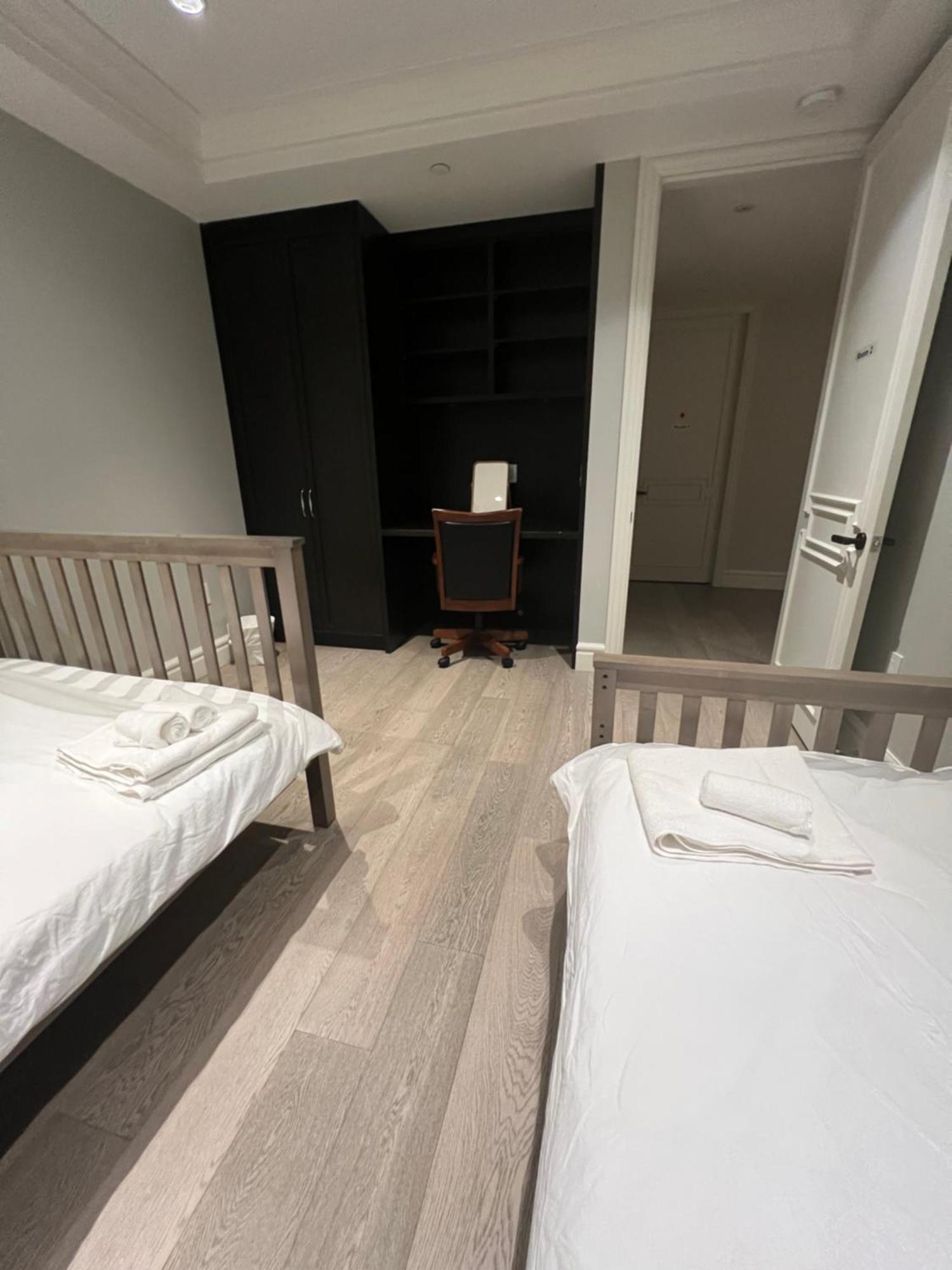 Private Rooms In Vancouver West Dış mekan fotoğraf